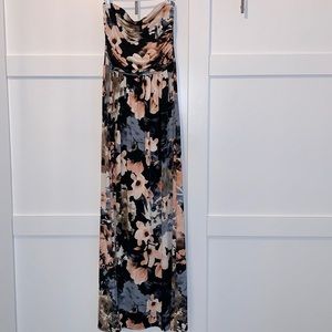 Vanilla Bay Sleeveless Maxi Dress with Pockets